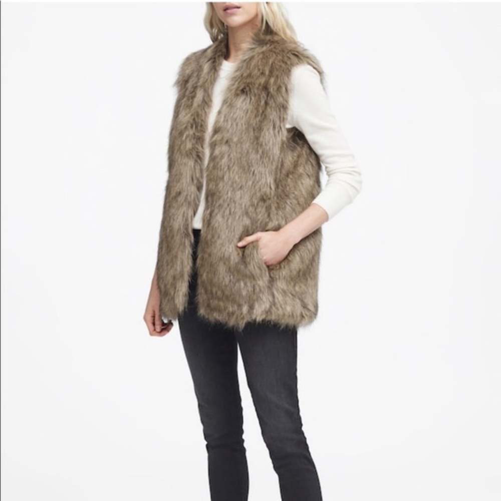 Faux Fur Sleeveless Vest - Taupe Brown
